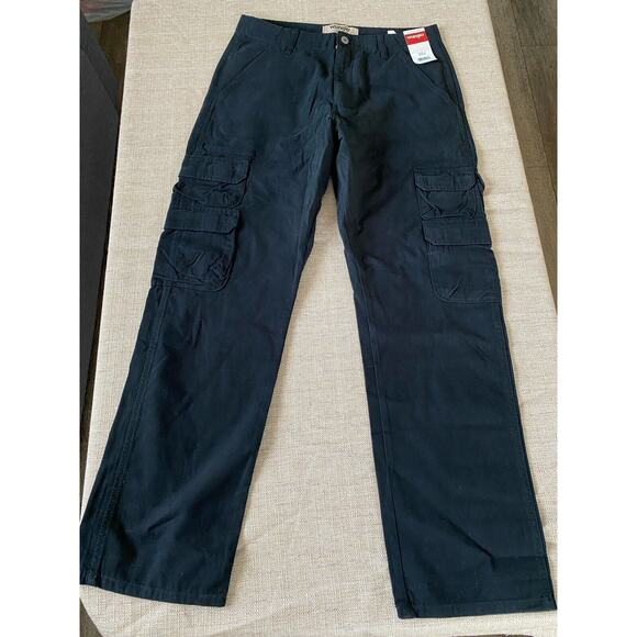 Wrangler Authentics Men's Premium Relaxed Fit Straight Leg Cargo Pant 32x32 NWT - Picture 2 of 6